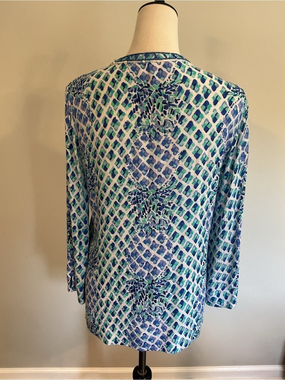 Lilly Pulitzer Amelia Island Embroidered Tunic - Picture 8 of 15